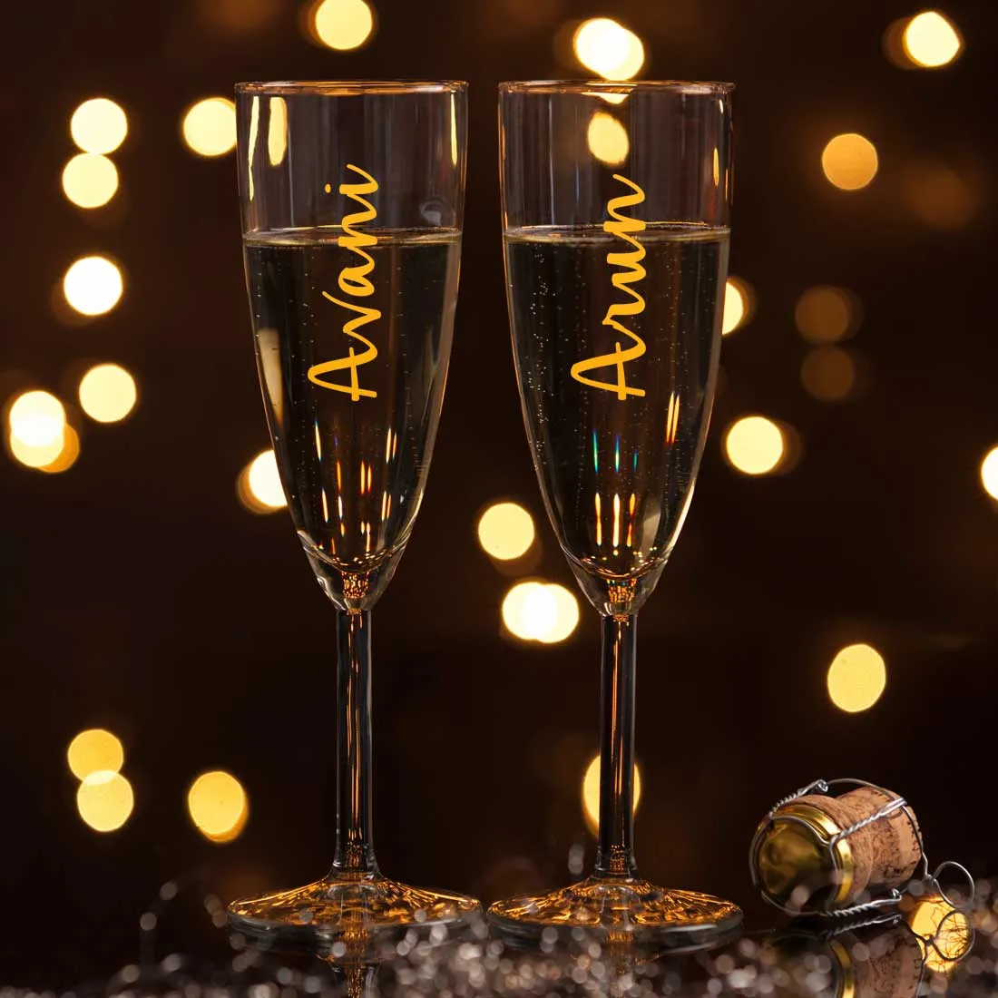 Customized Champagne Glasses With Name Gift for Couples - Add Names