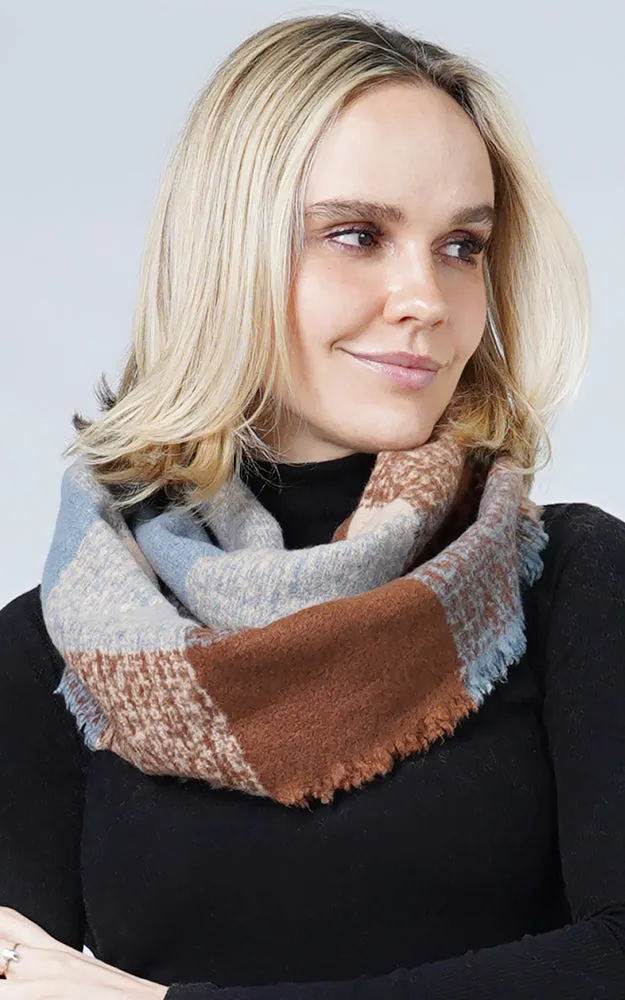 EAS9809 Plaid Check Infinity Scarf