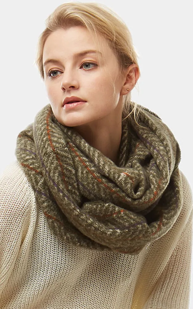 LOF906 Herringbon Pattern Infinity Scarf