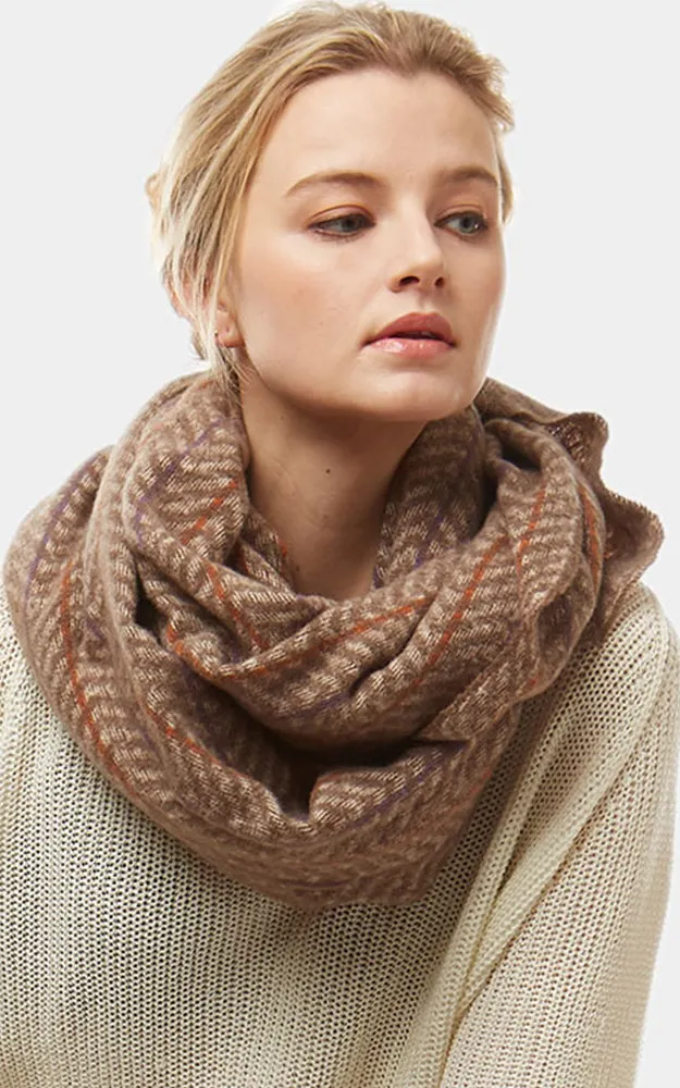 LOF906 Herringbon Pattern Infinity Scarf