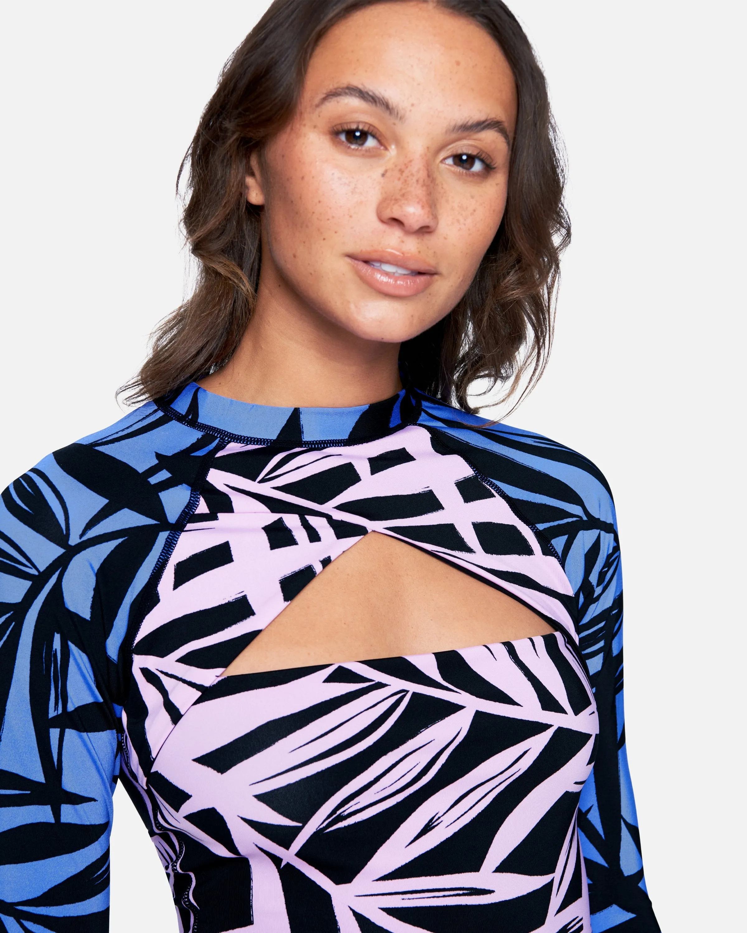 Mystic Leaves Cropped Rashguard