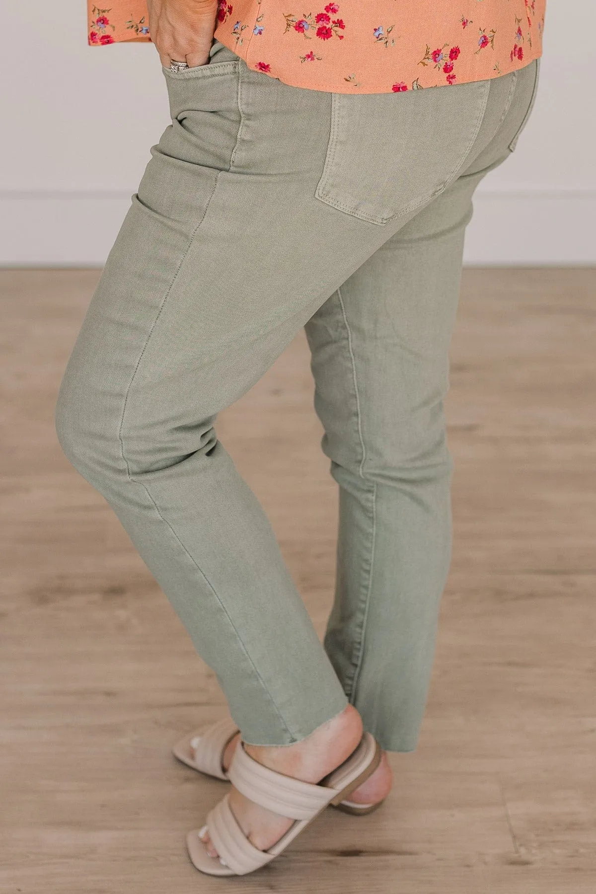 Vervet Mid-Rise Skinny Jeans- Ariella Wash