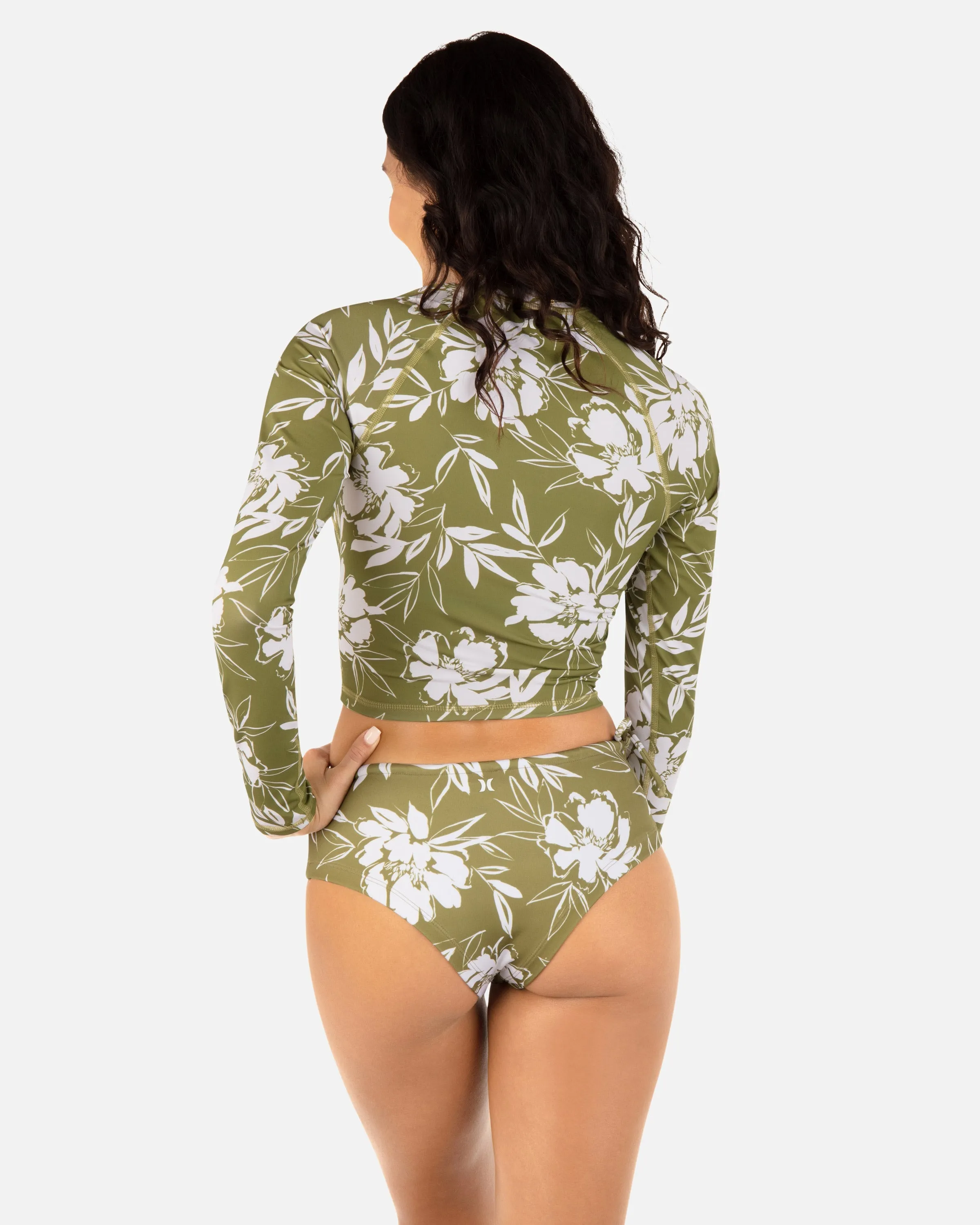 Waimea Valley Long Sleeve Cropped Cross Yoke Rashguard